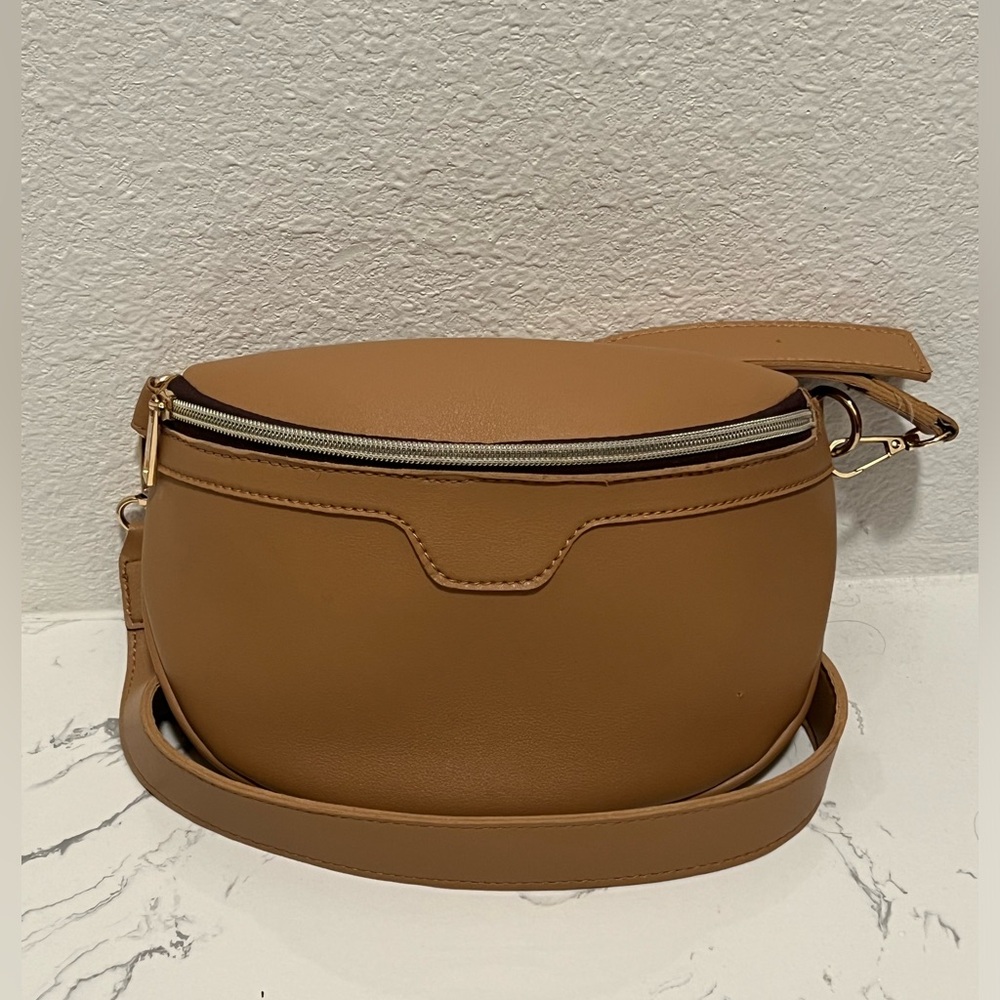 Tan bum bag